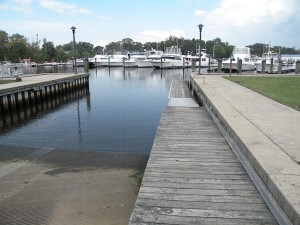 Large boat ramp with a loading dock